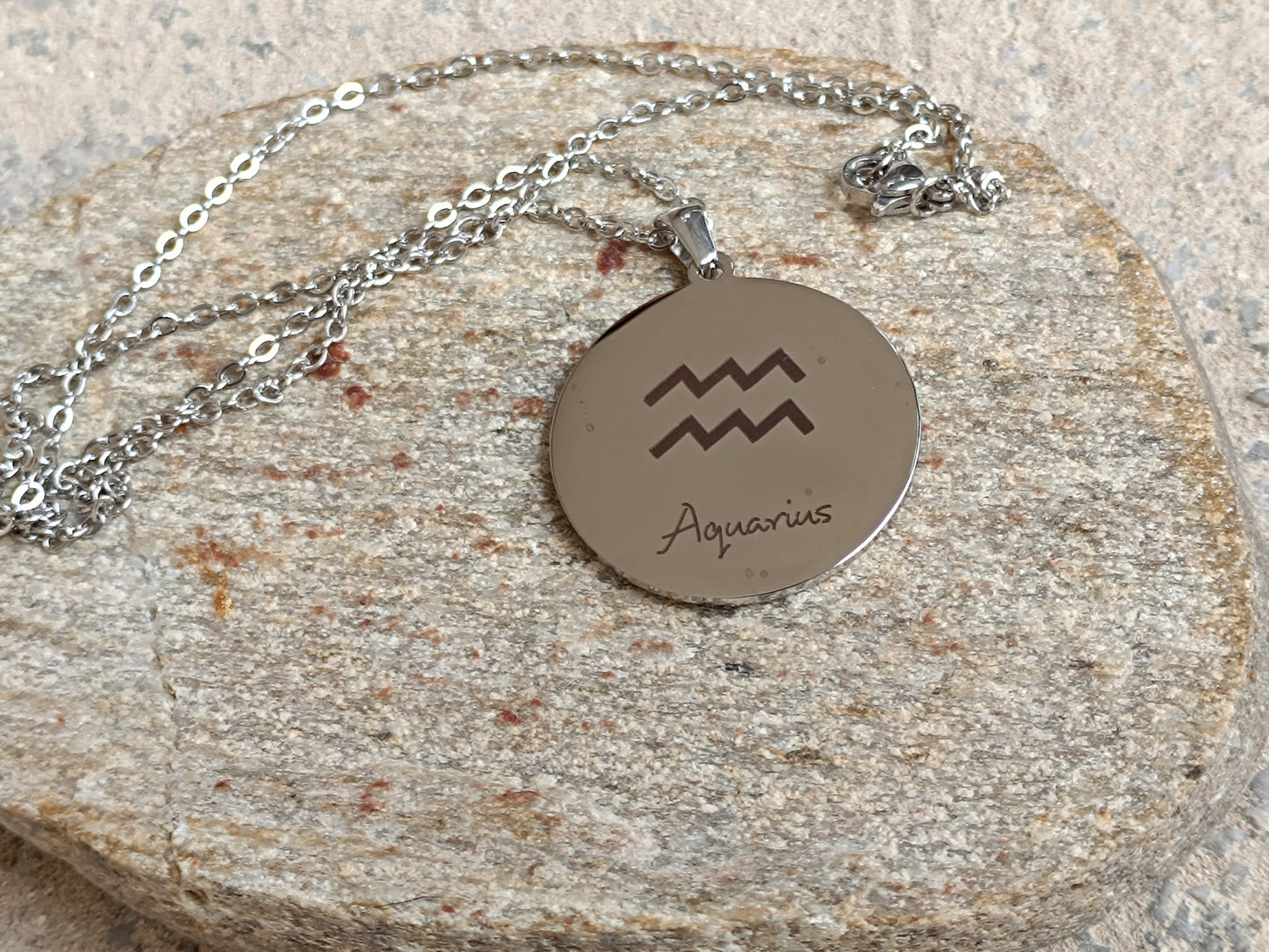 Personalizirani horoskopski medaljon