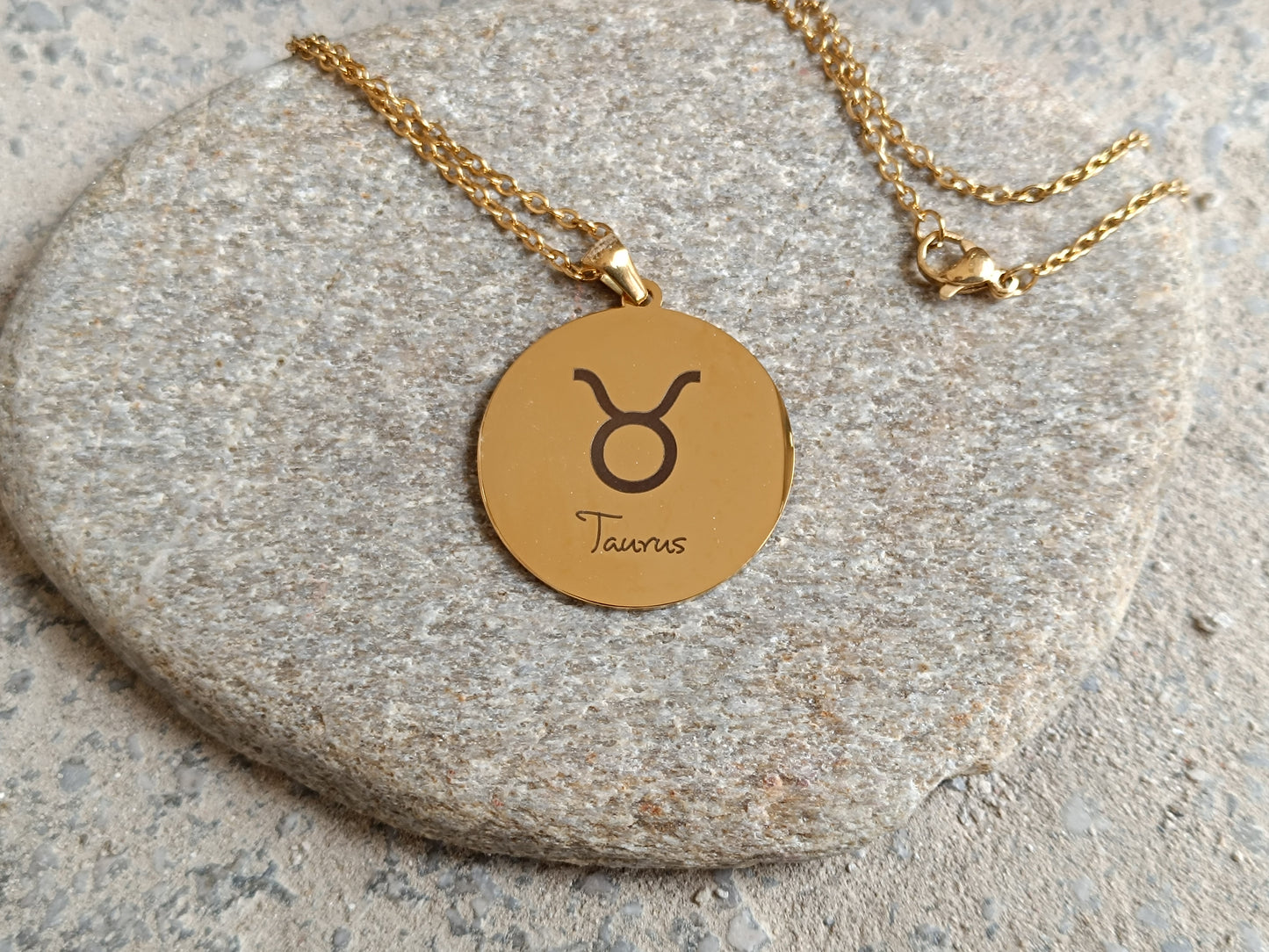 Personalizirani horoskopski medaljon