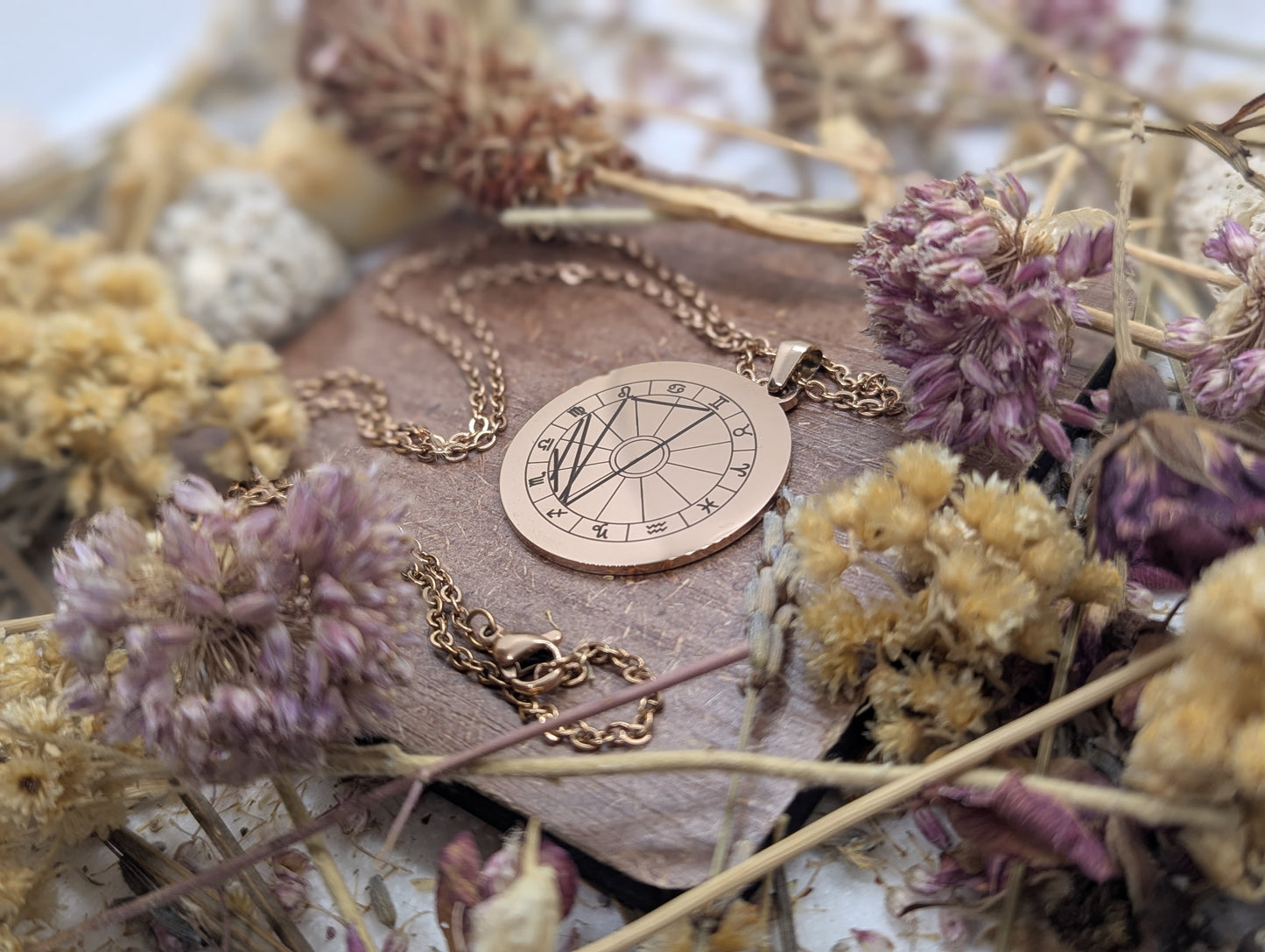 Personalizirani medaljon s natalnom kartom